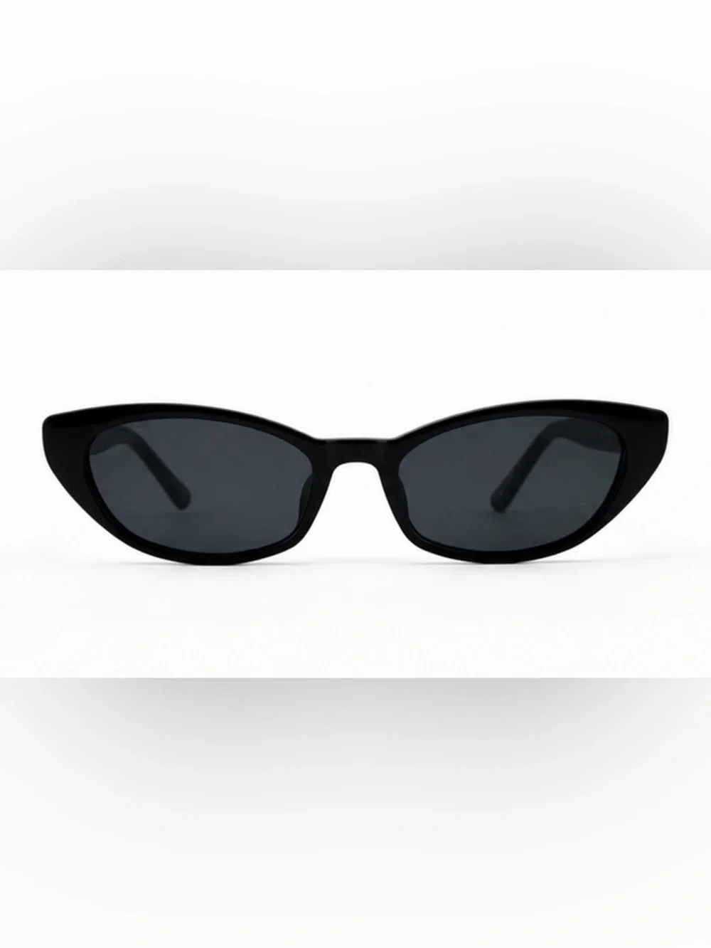 OTRA Shona Cat Eye Sunglasses – Black | NWT | Case & Tags Included 🖤👓